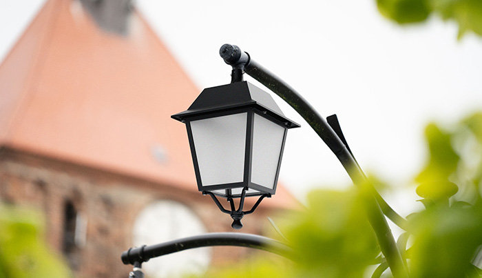 Constelia LED – neue Serie stilvoller Park- und Stadtleuchten
