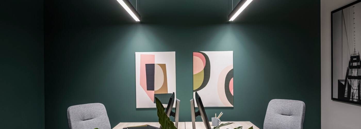 Lena Lighting Raum im Büro