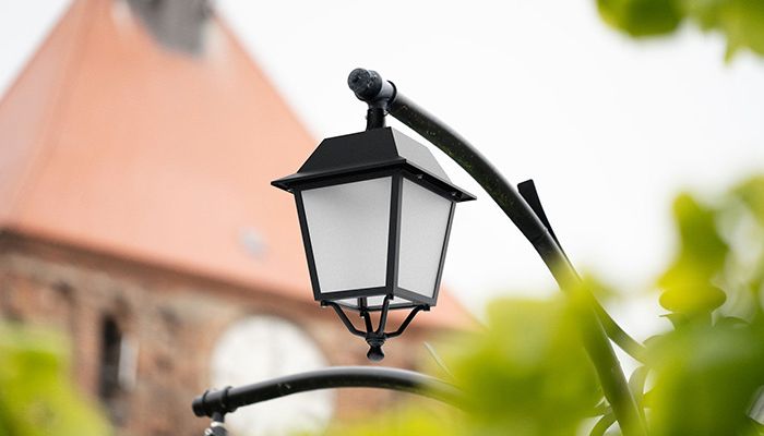 Constelia LED – neue Serie stilvoller Park- und Stadtleuchten